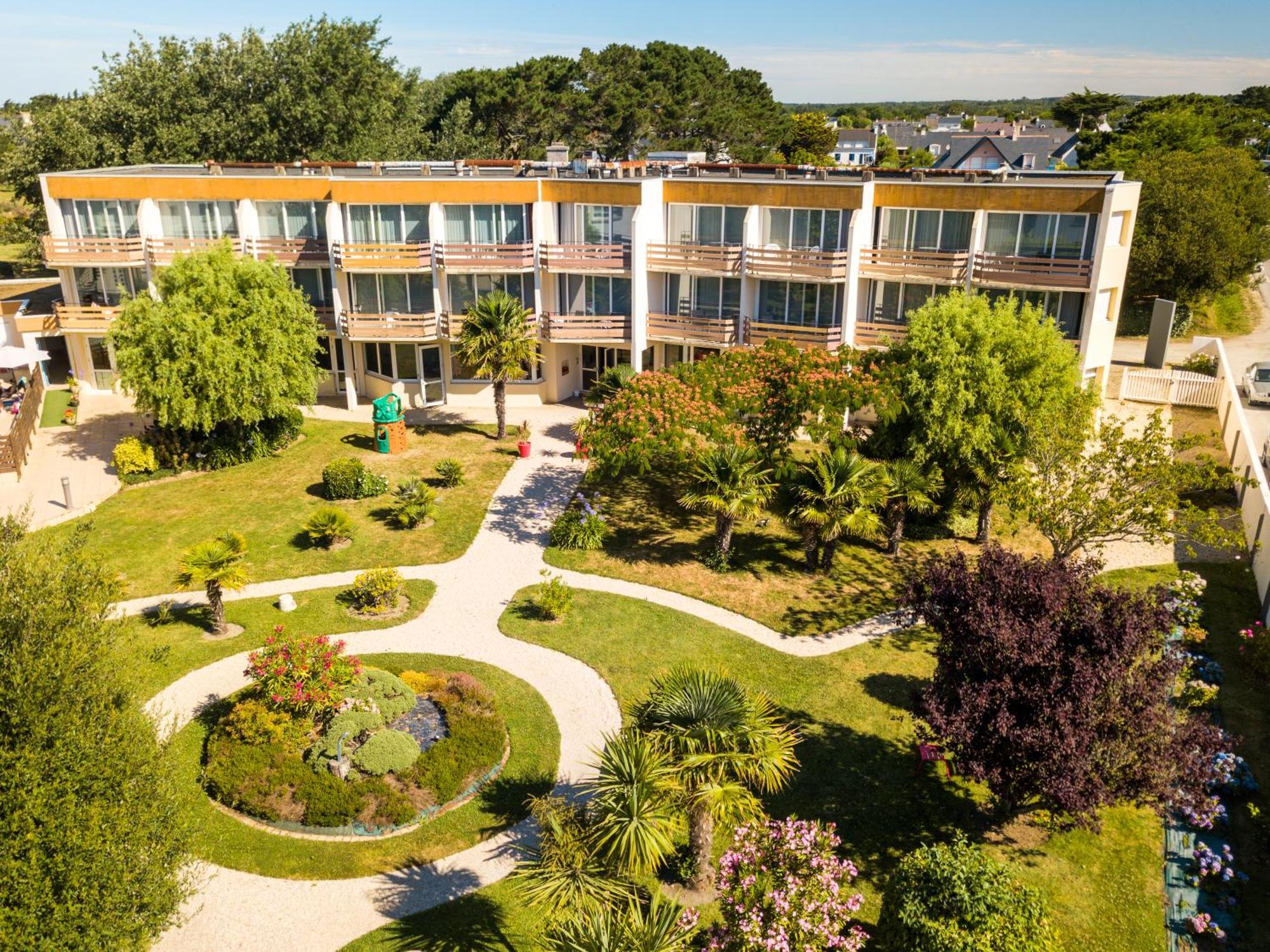 פואסננט Hotel De La Pointe De Mousterlin מראה חיצוני תמונה